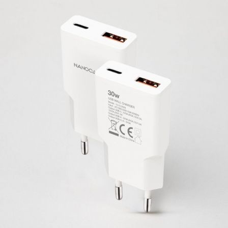 Nanocable Cargador de Pared 30W con USB-C PD y USB-A QC, Blanco